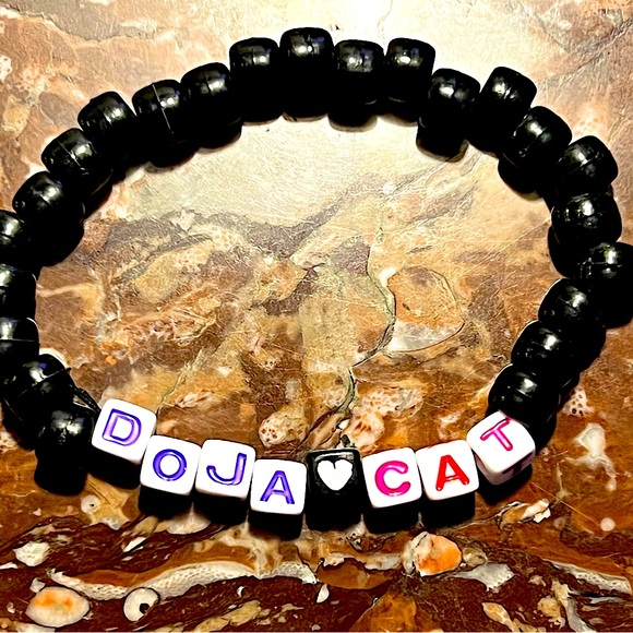 KANDII JEWELRY - Picture 1 of 15